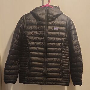 Patagonia Women's Large Black Puffer Jacket